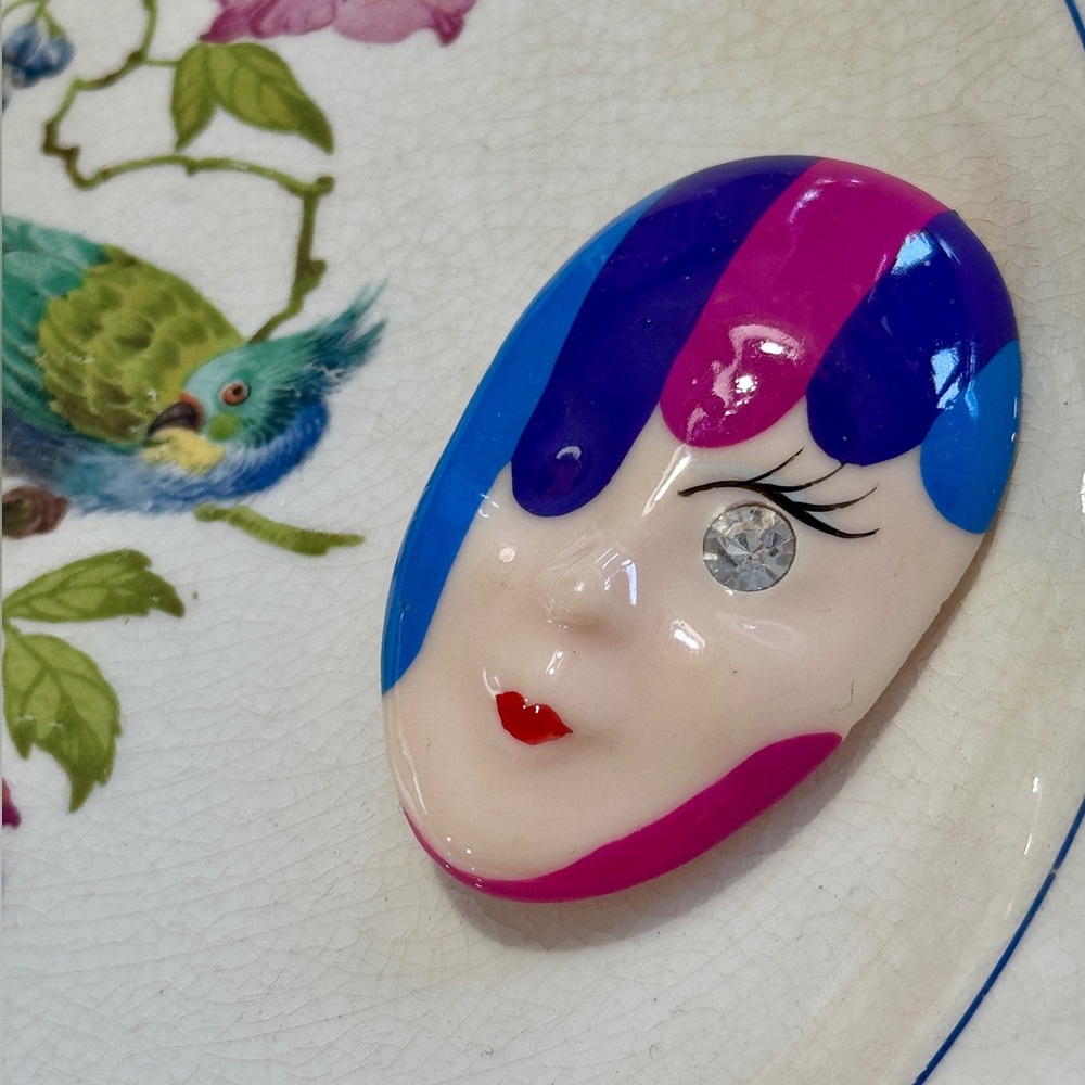 Vintage Blue and Pink Artistic Brooch - Picture 4 of 5
